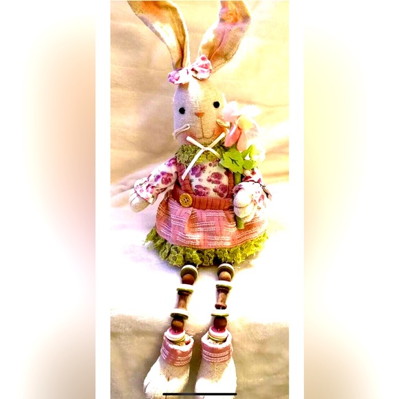 Pier 1 Easter Bunny Rabbit Shelf Sitter Dangle Button Legs Farmhouse Decor - Picture 3 of 11